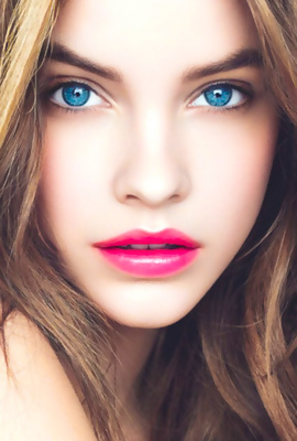 Super Models Seducing with gorgeous eyes